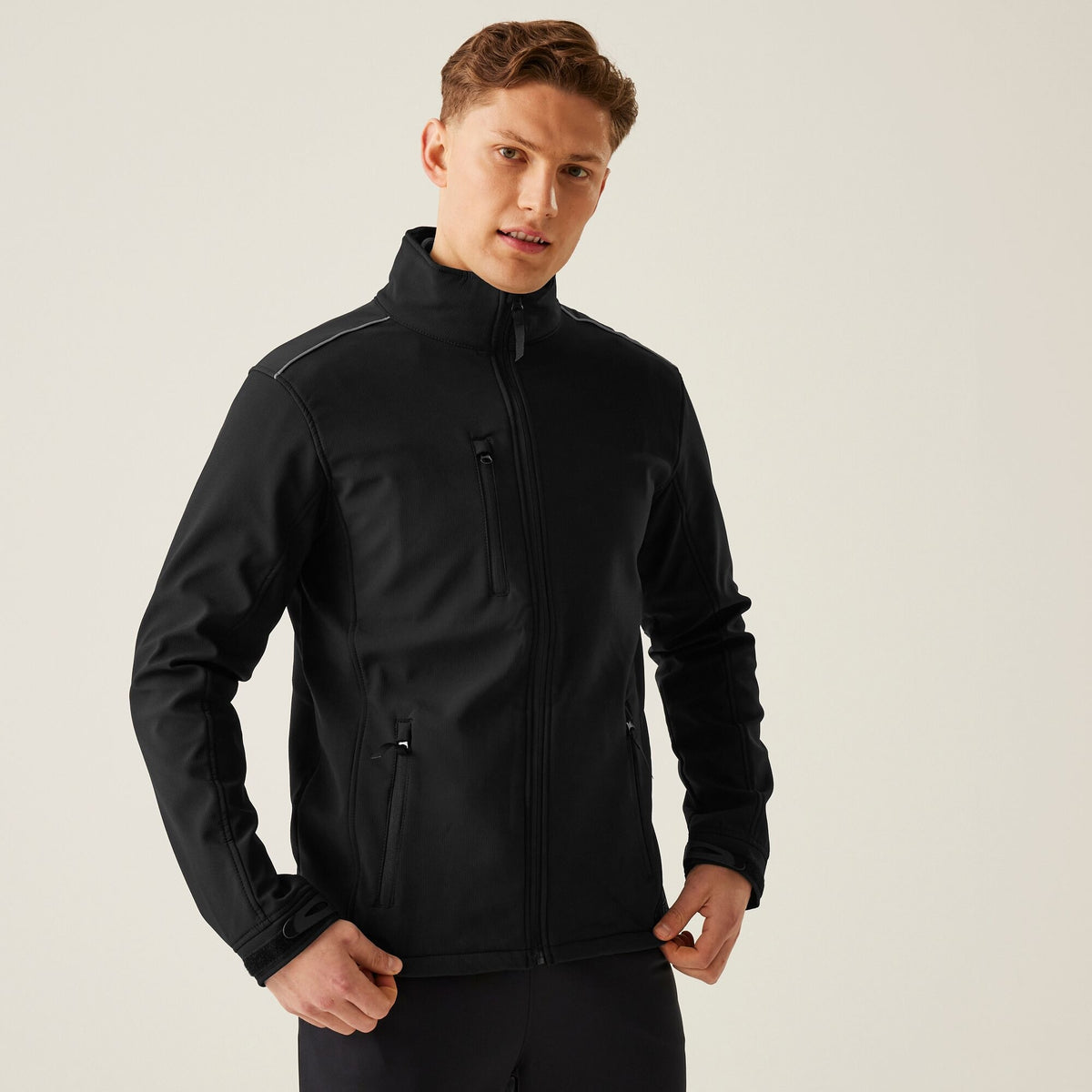 Regatta TRA651 Sandstorm Workwear - Softshell Jacket — Black