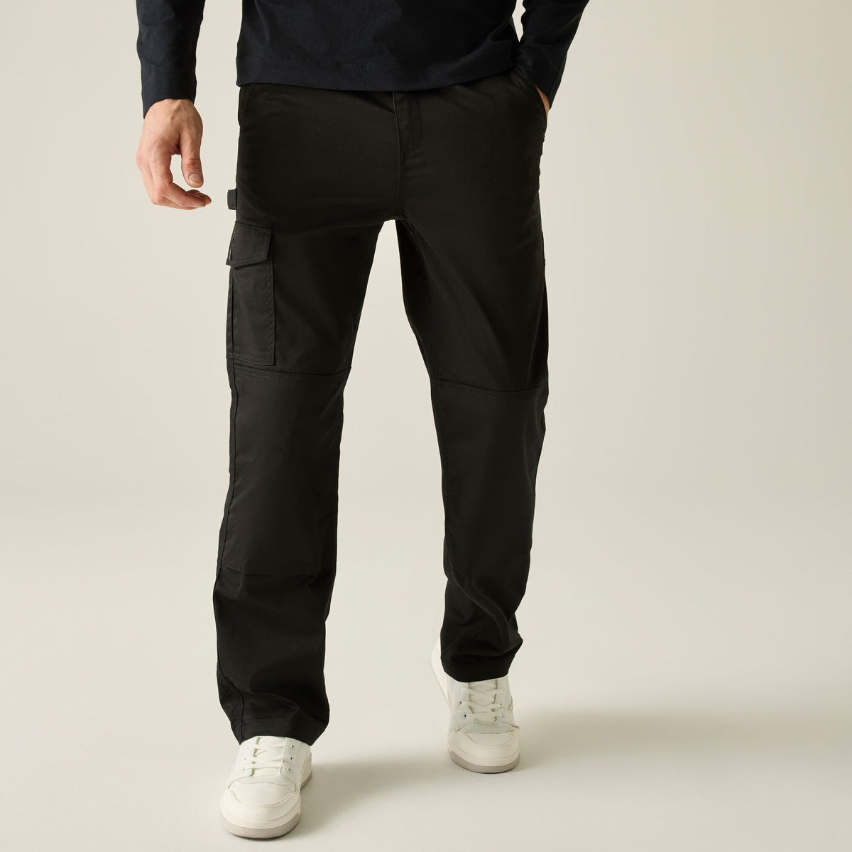 Regatta TRJ500 - Pro Cargo Trousers — Black