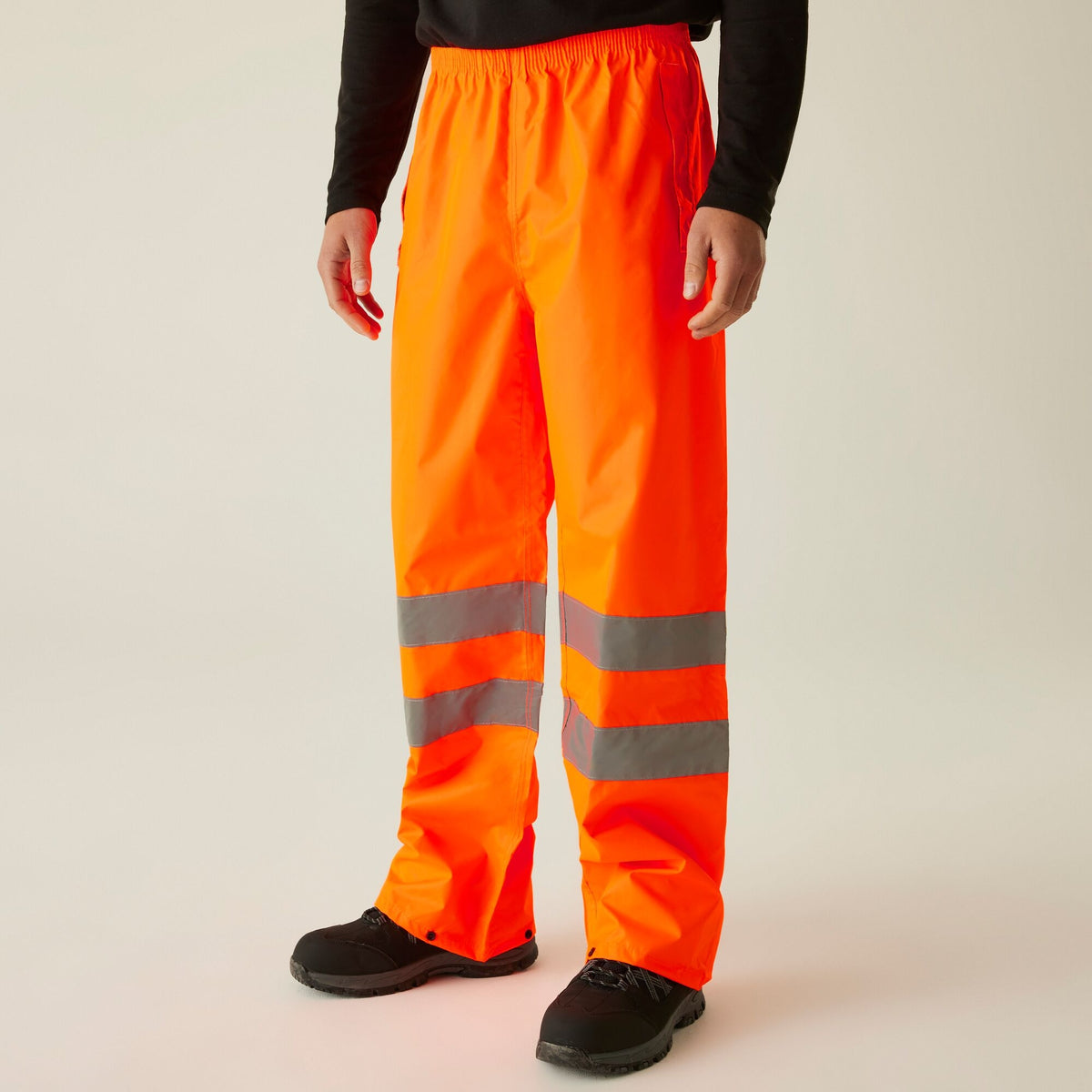 REGATTA TRW498 Pro Hi-Vis Pack Away - Overtrousers — Orange